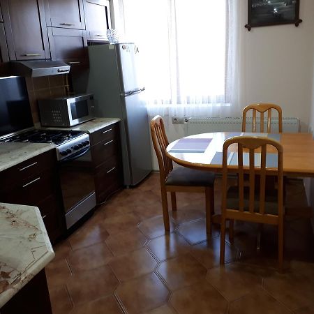Apartment Archil Batumi Esterno foto