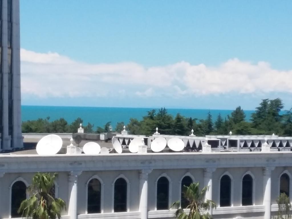 Apartment Archil Batumi Esterno foto