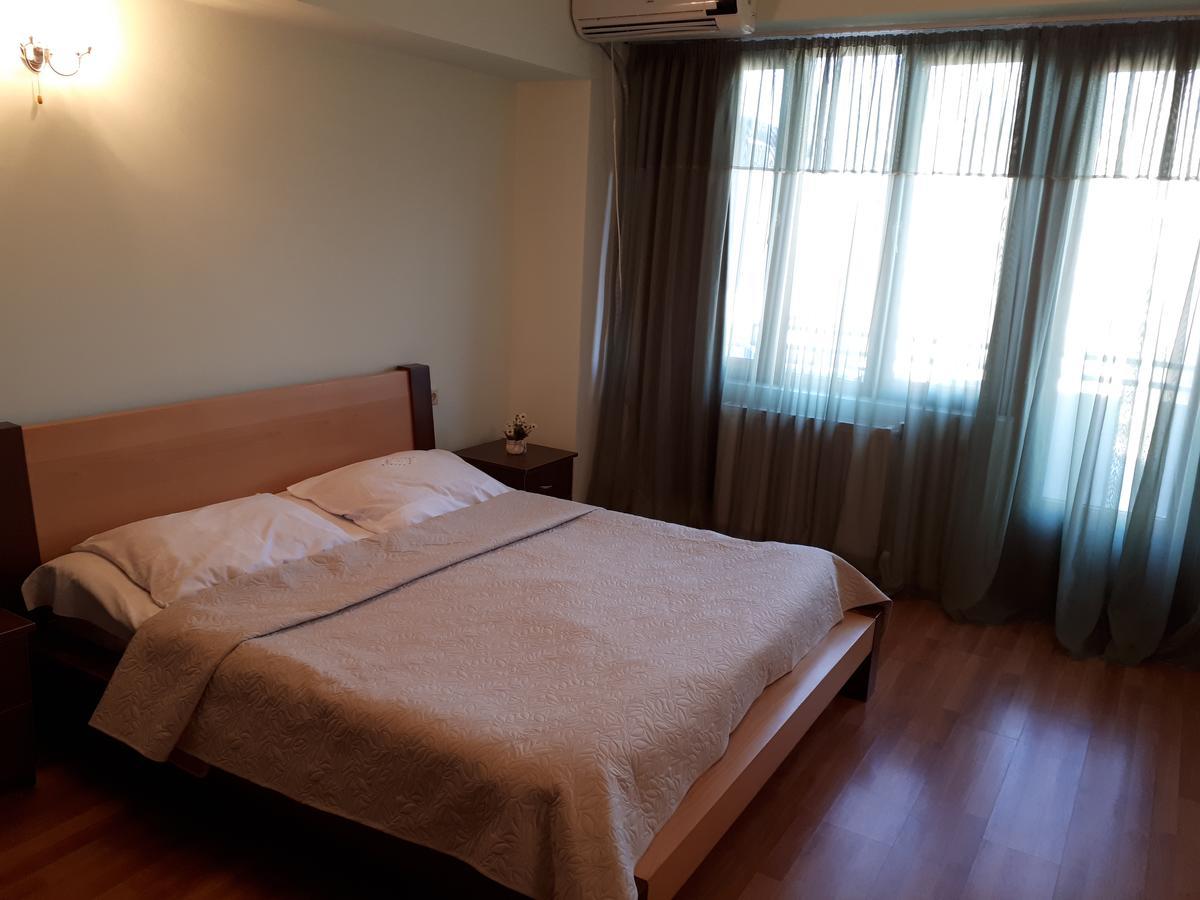 Apartment Archil Batumi Esterno foto