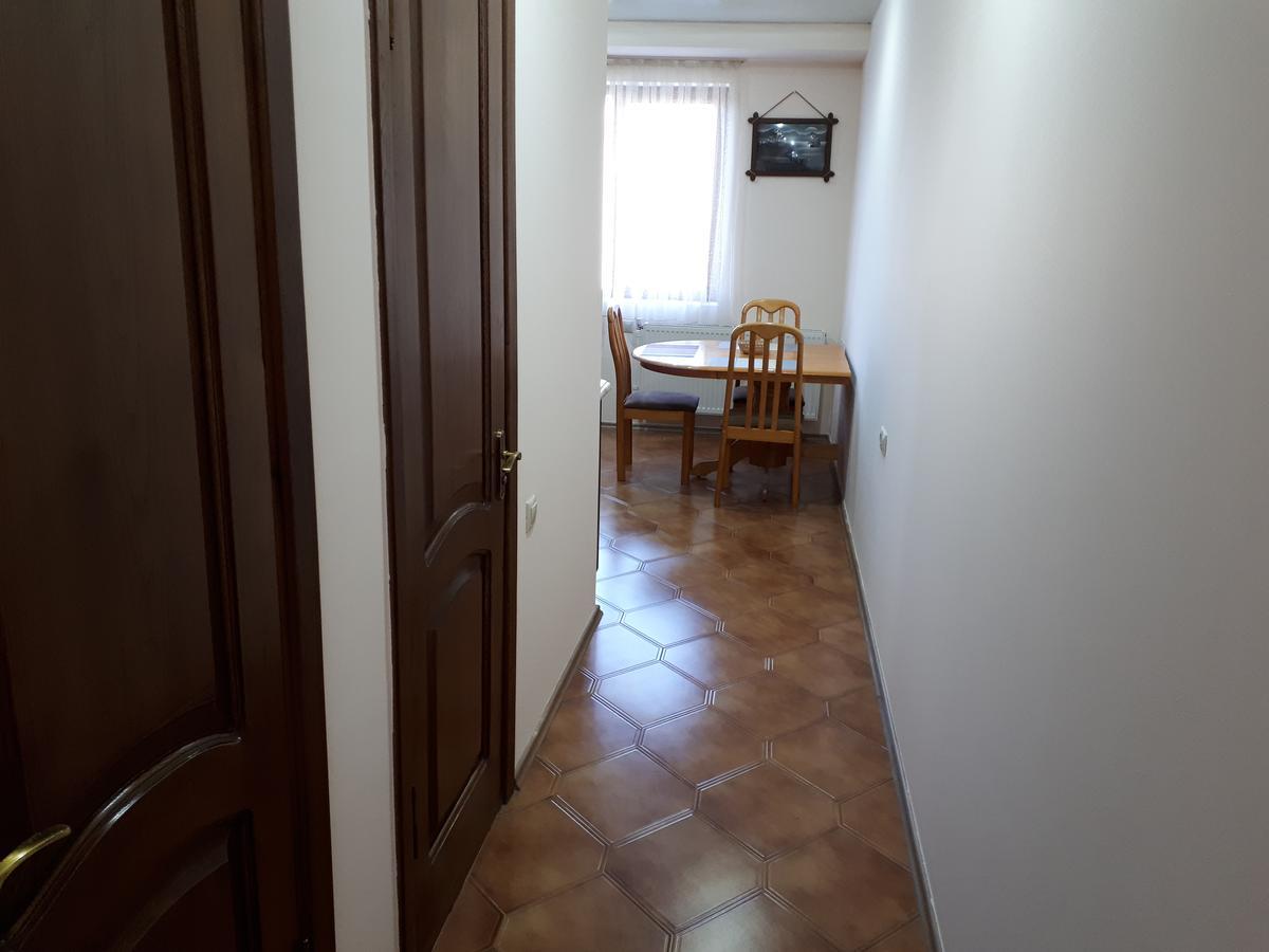 Apartment Archil Batumi Esterno foto